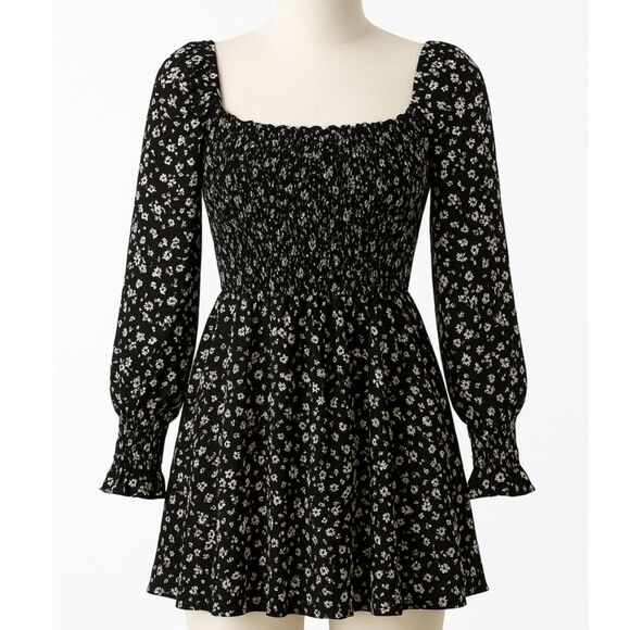 Forever 21 Black Daisy Smocked Long Sleeve Square-Neck Mini Dress – Size M - Picture 1 of 9
